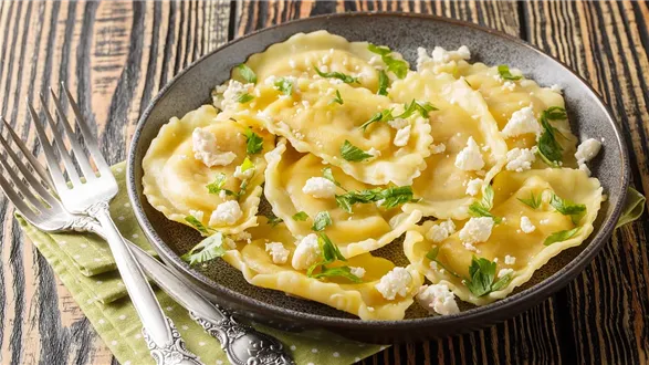 Pierogi ze szpinakiem i serem