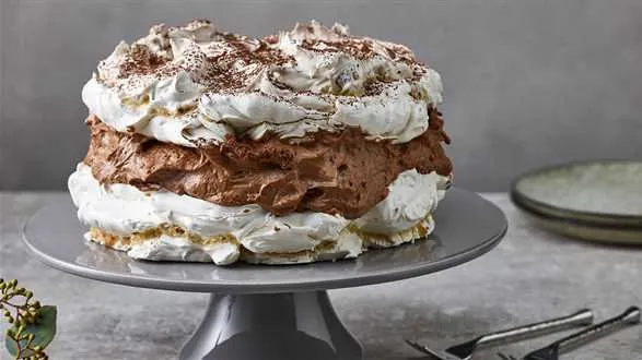 Dacquoise kakaowo-orzechowe