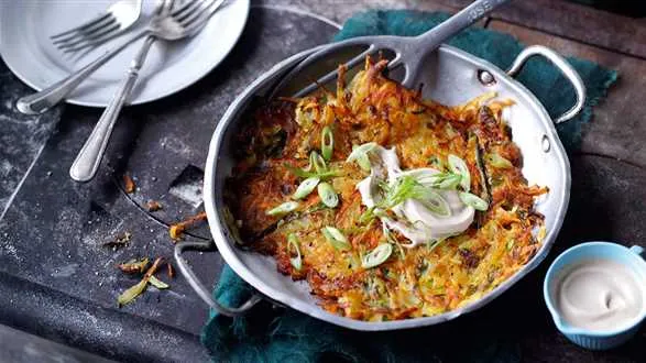 Smażone ziemniaki z warzywami z sosem balsamico