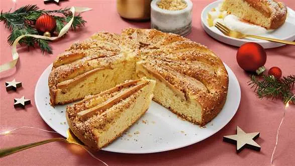 Bożonarodzeniowe ciasto gruszkowo-marcepanowe
