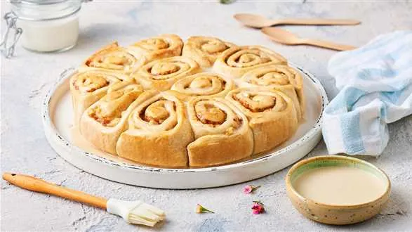 Wegańskie cinnamon rollsy z dyni 