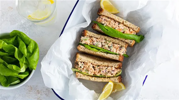 Kanapka z tuńczykiem