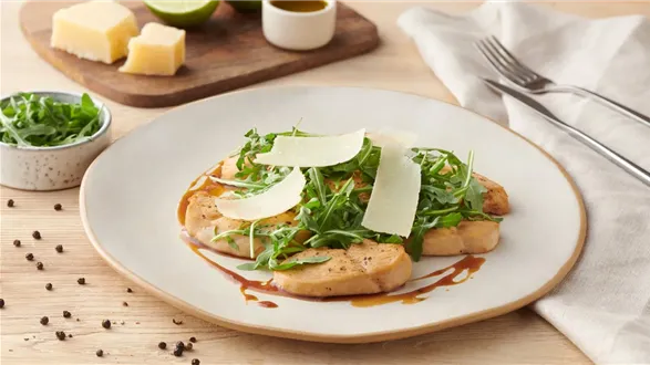 Kawałki piersi kurczaka w sosie balsamicznym