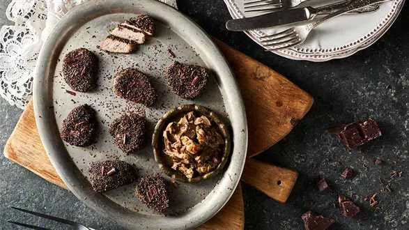 Polędwiczki wieprzowe z czekoladą