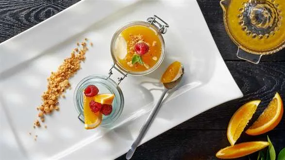 Deser Barcelona - mus cytrynowy z galaretką pomarańczową