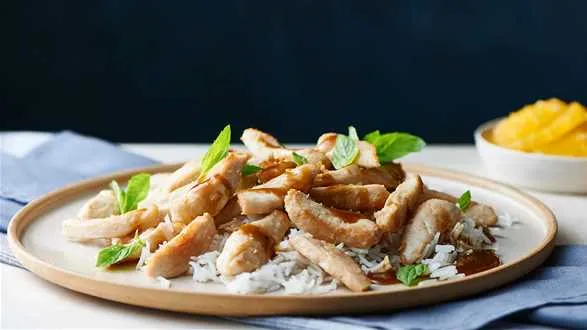 Ryż basmati z kurczakiem w sosie pomarańczowym