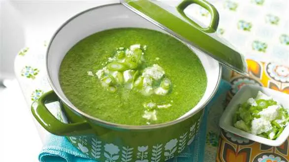 Zupa szpinakowa z fetą