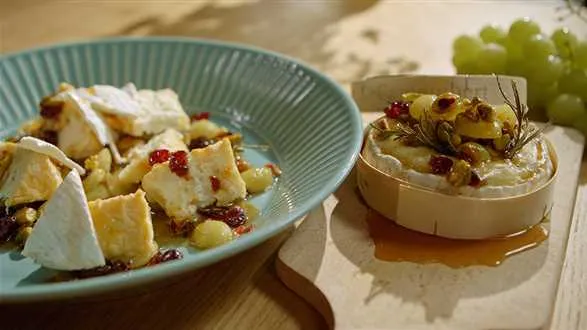 Zapiekany ser z pistacjami