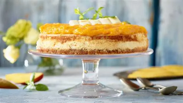 Sernik mango z białą czekoladą