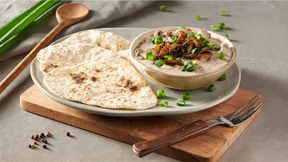 Grzybowa potrawka z wegangurtem