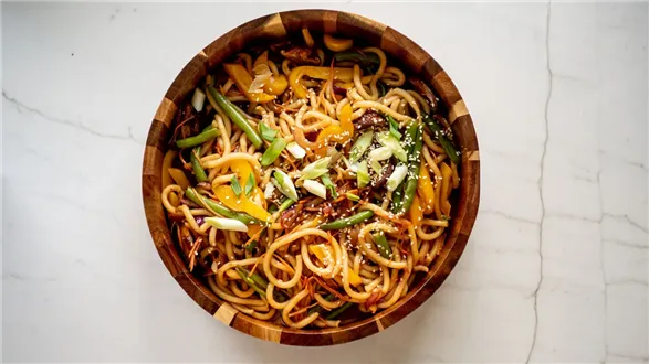 Yaki-udon z warzywami