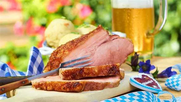 Pieczeń wieprzowa w sosie piwnym