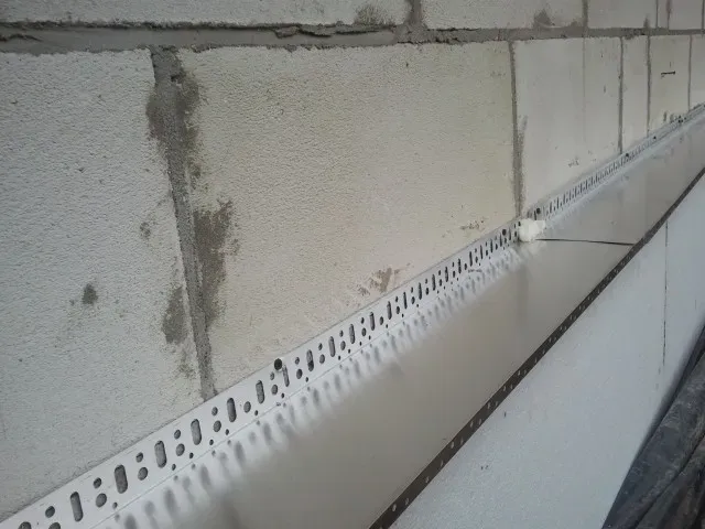 Jak zamontować listwę startową do styropianu - uniknij najczęstszych błędów