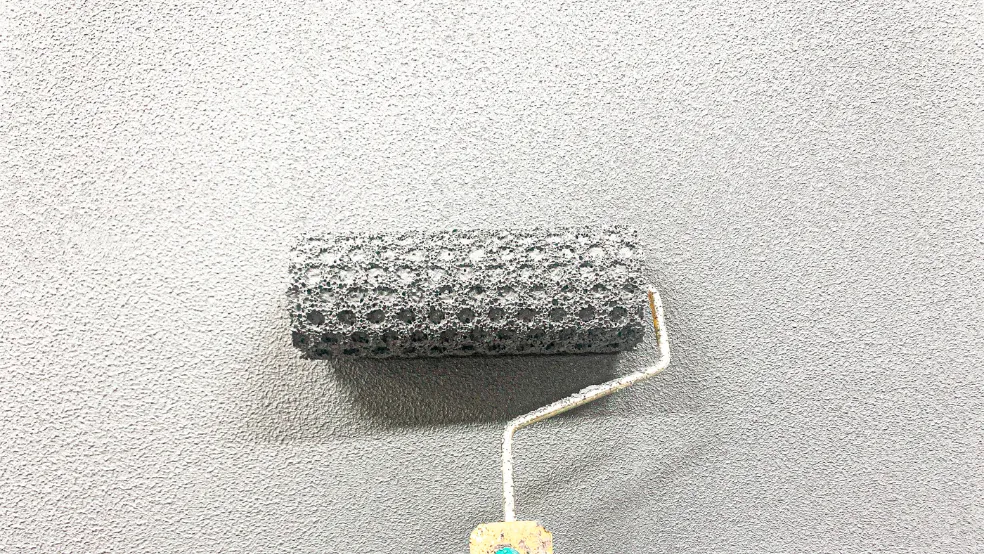 Jak malować szablony na ścianie – kluczowe techniki i materiały dla każdego