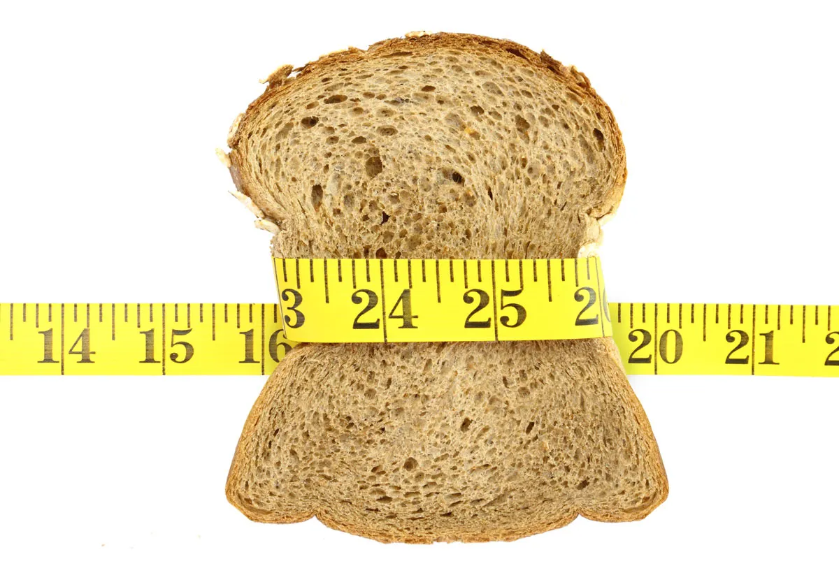 Czy chleb tuczy? Odkryj prawdę o jego wpływie na wagę ciała