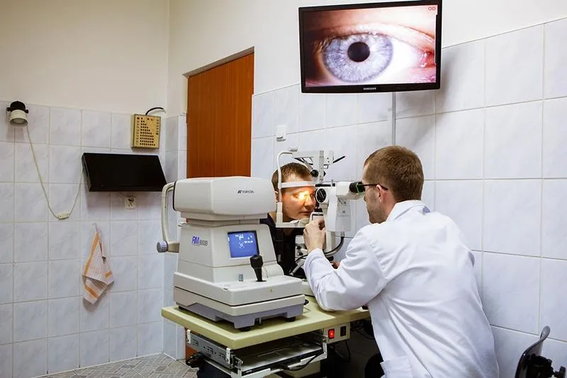 Komputerowe badanie wzroku: Wstępny pomiar czy gotowa recepta?