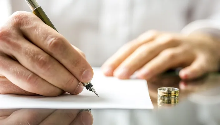 Brak odpowiedzi na pozew rozwodowy - jakie są poważne konsekwencje?