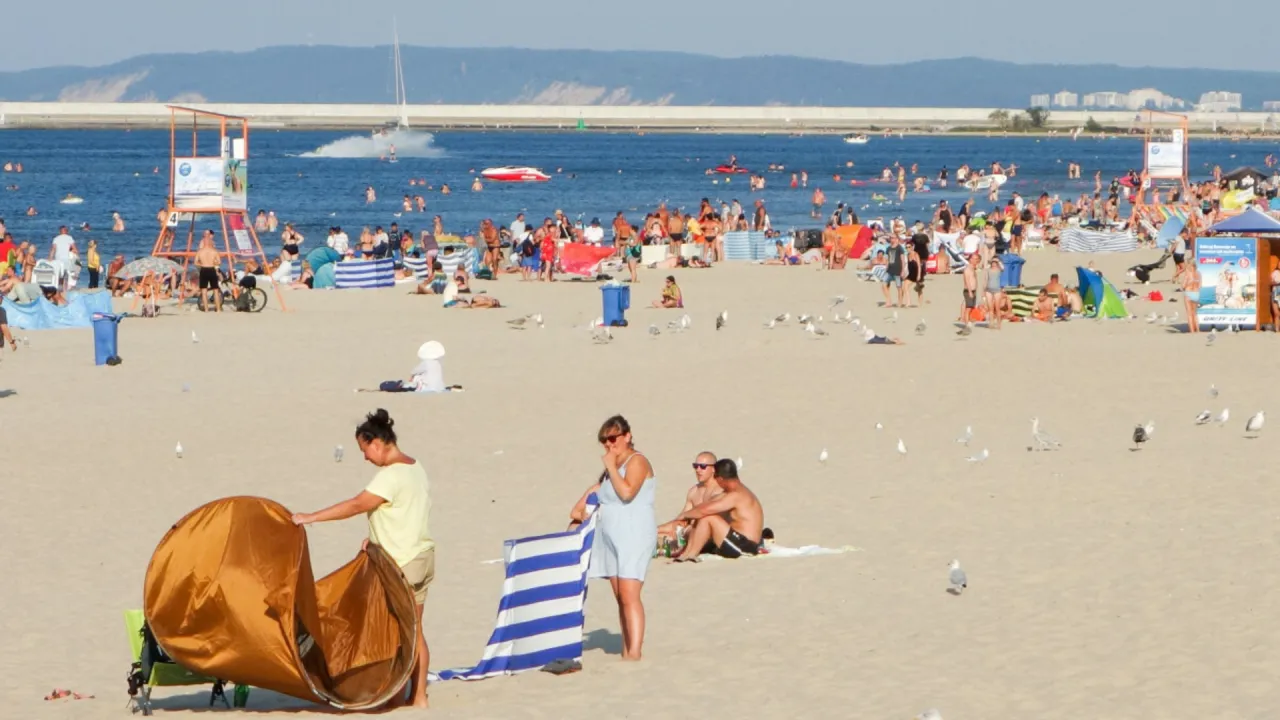 Ile km ze Szczecina nad Bałtyk? Odległość, dojazd i plaże