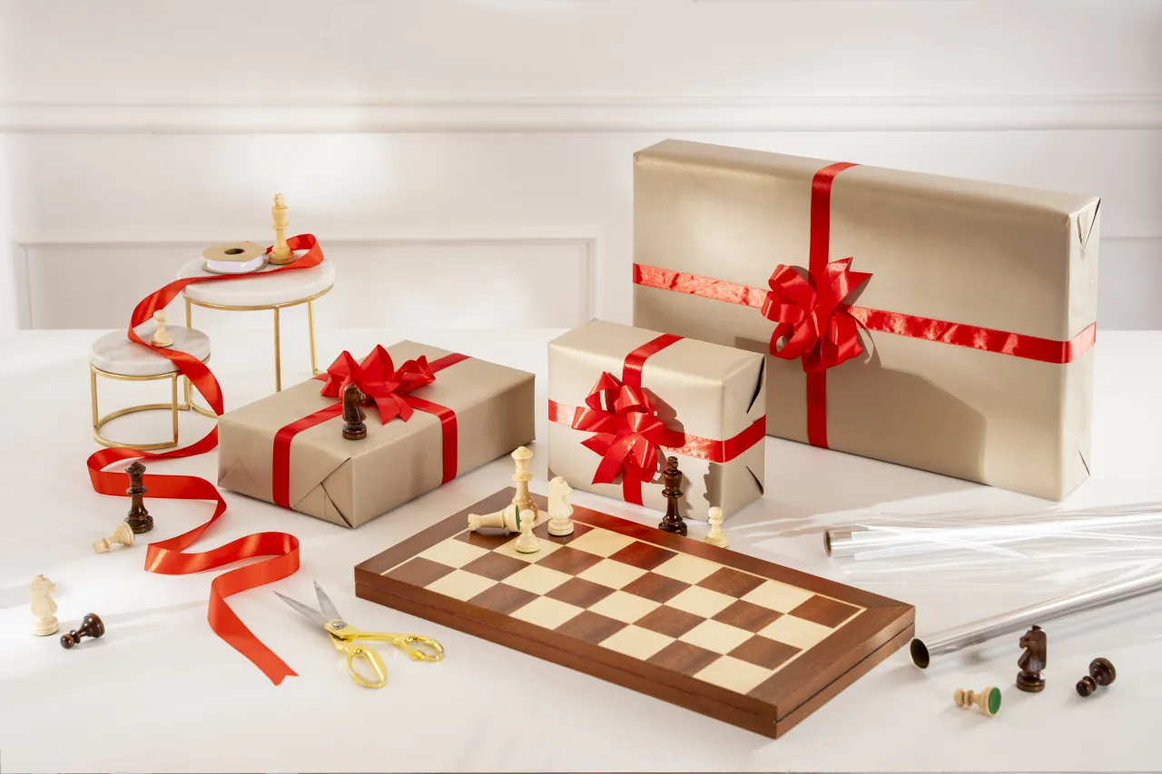Jakie szachy na prezent zachwycą gracza? Przewodnik zakupowy