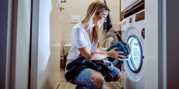 Czy koszule można suszyć w suszarce? Uniknij uszkodzeń i kurczenia