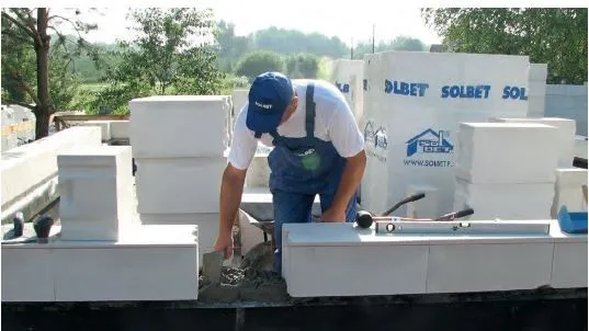 Beton komórkowy 500 czy 600 - który wybór zapewni lepszą izolację?