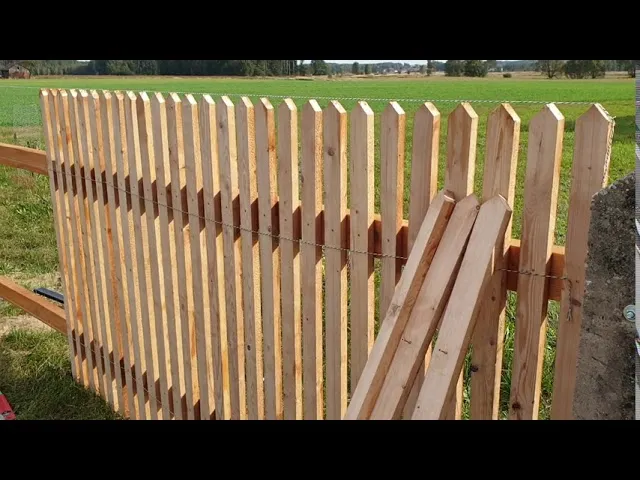 Jak zrobić tanio płot drewniany i zaoszczędzić na materiałach