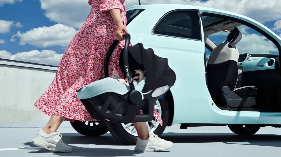 Jak przewieźć noworodka ze szpitala do domu bezpiecznie i komfortowo