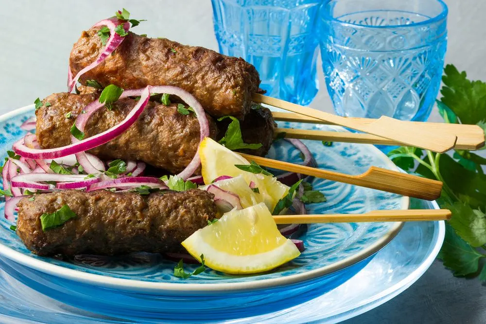 Jak przyprawić mięso mielone z baraniny, by zachwycić smakiem