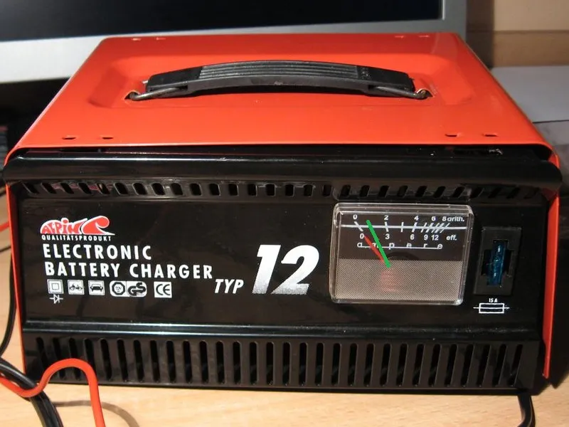 Prostownik kiedy akumulator jest naładowany - jak to rozpoznać?