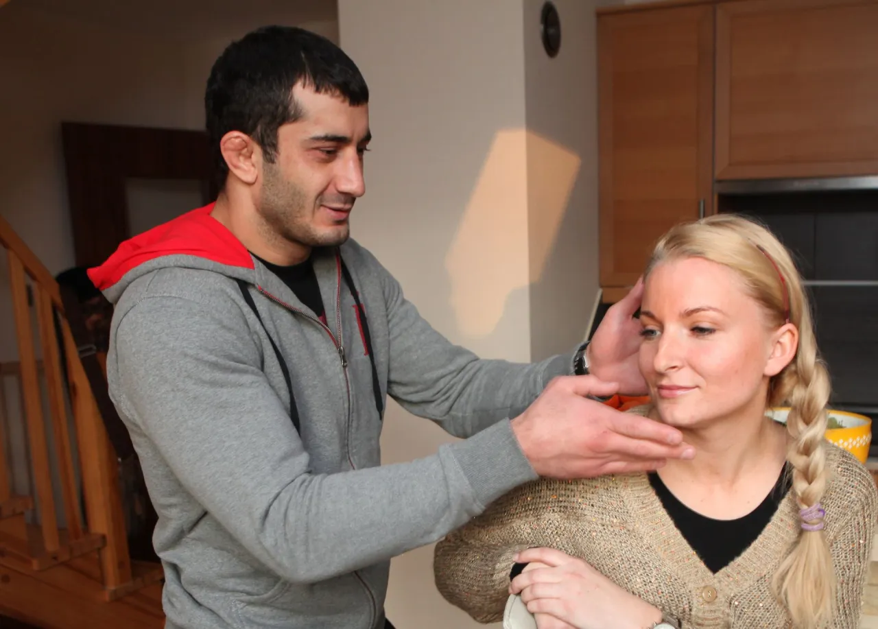 Kim jest żoną Khalidova? Poznaj Ewa Khalidov i ich historię