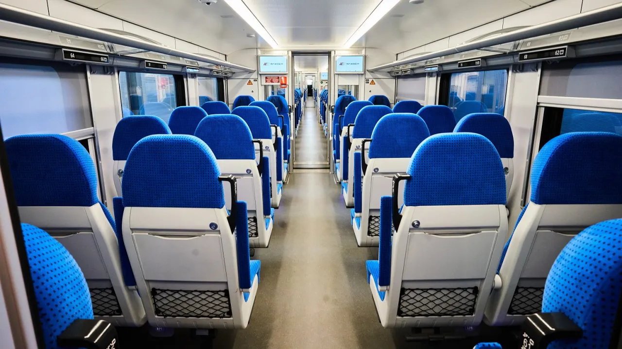 Jak dojechać do Uniejowa pociągiem? Wszystkie połączenia i wskazówki.