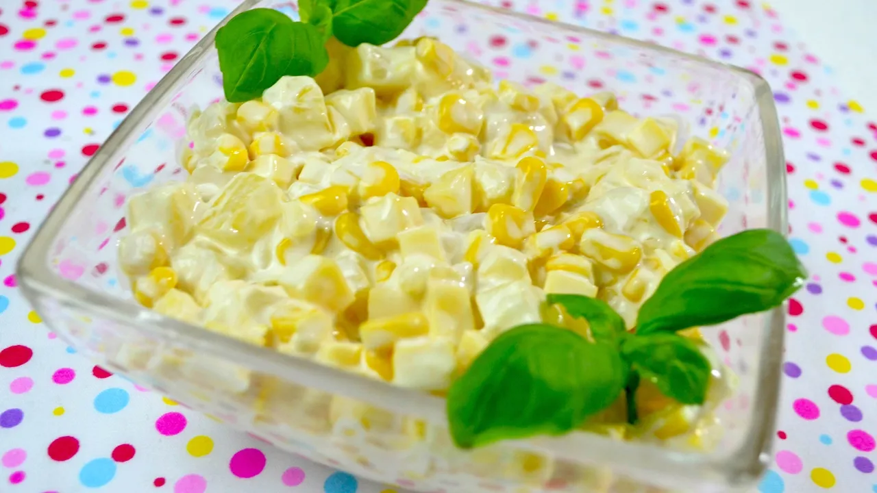 Jak zrobić sałatkę z ananasem, która zachwyci Twoich gości?