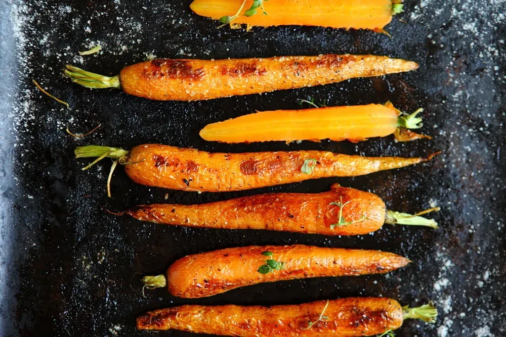 Die besten Gewürze, die perfekt zu Karotten passen für mehr Geschmack Die besten Gewürze, die perfekt zu Karotten passen für mehr Geschmack