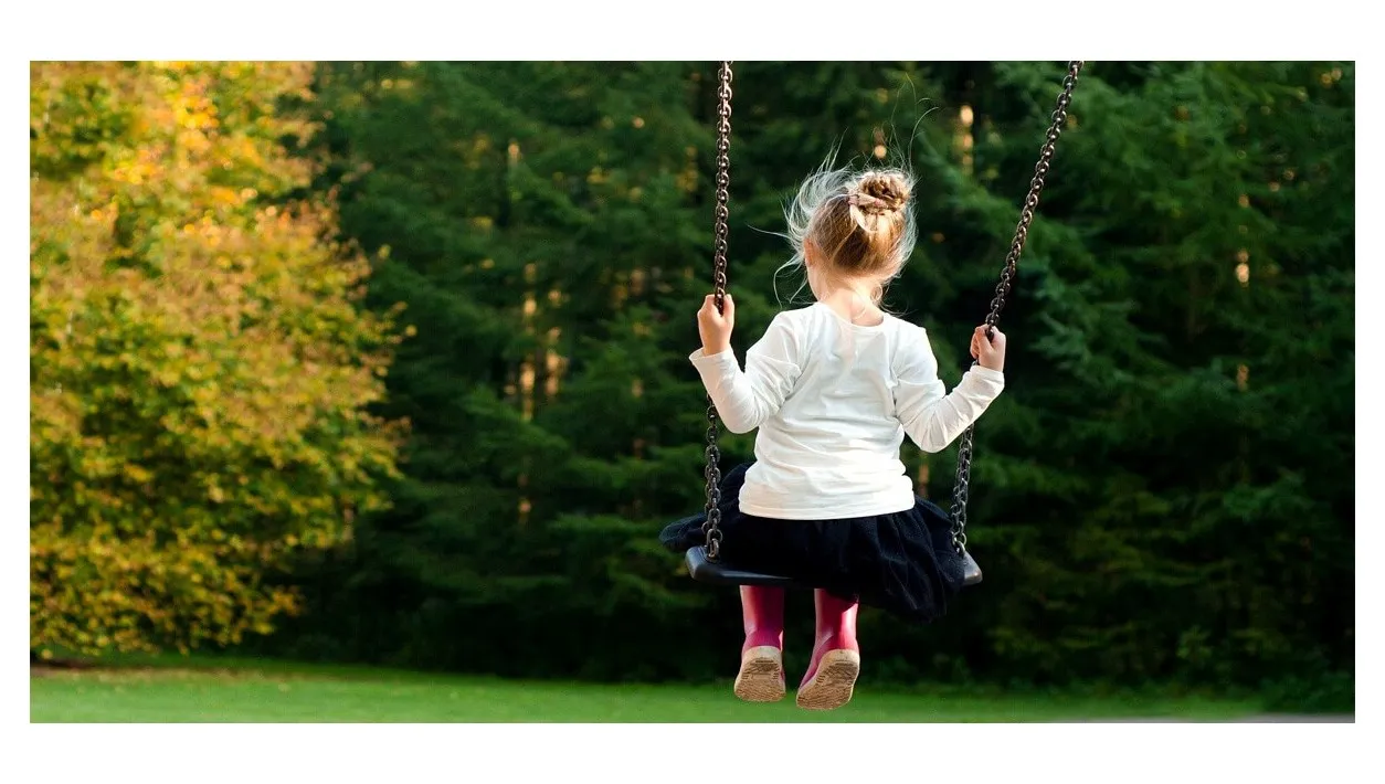 Jak zamontować huśtawkę bocianie gniazdo - uniknij najczęstszych błędów