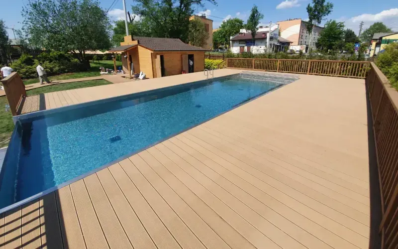 Sekret trwałości - montaż desek kompozytowych na różnych podłożach