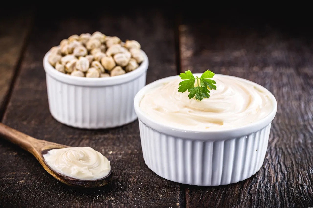 Jak zrobić majonez wegański w prosty sposób - 4 sprawdzone przepisy