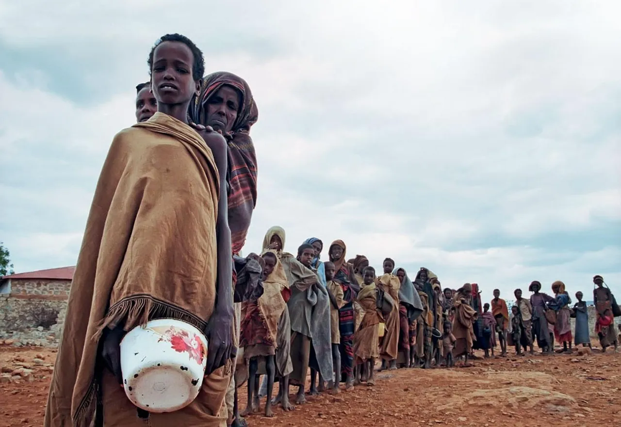 Jak żyją ludzie w Afryce? Zaskakujące różnice między miastem a wsią