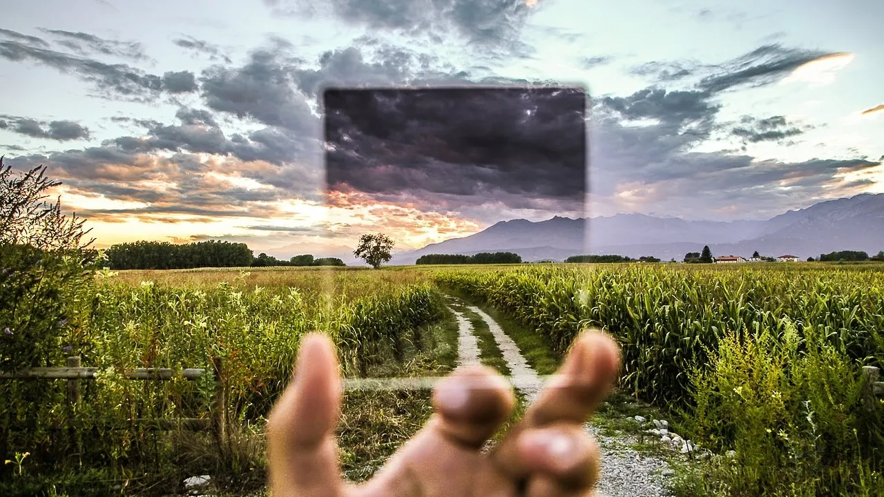 Filtr UV w fotografii: jak wpływa na jakość Twoich zdjęć?