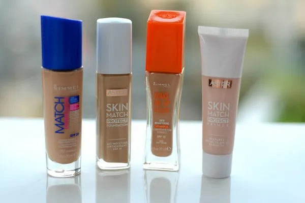 Rimmel podkład rozświetlający – odkryj jego niesamowite właściwości i efekty