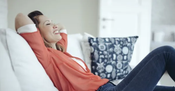 Jak wyciszyć mieszkanie w bloku, aby uniknąć hałasu od sąsiadów