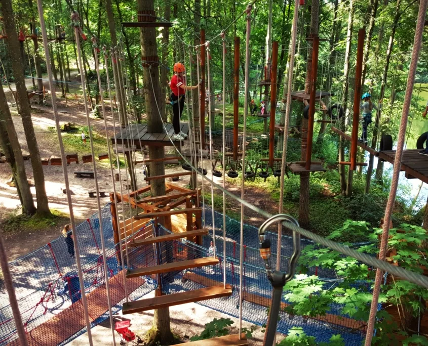 Park linowy Giżycko - emocjonujące atrakcje i wyjątkowe doświadczenia