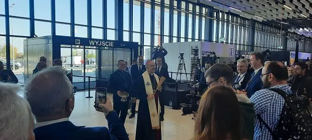 Lotnisko w Radomiu – kiedy otwarcie i co warto wiedzieć?