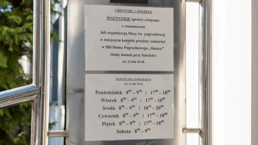 Ile księdzu za pogrzeb? Zaskakujące różnice w opłatach w parafiach