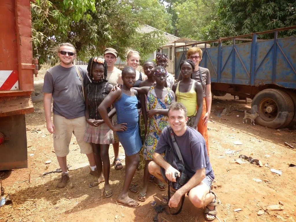 Czy w Gambii jest bezpiecznie? Poznaj prawdziwe zagrożenia i ryzyka