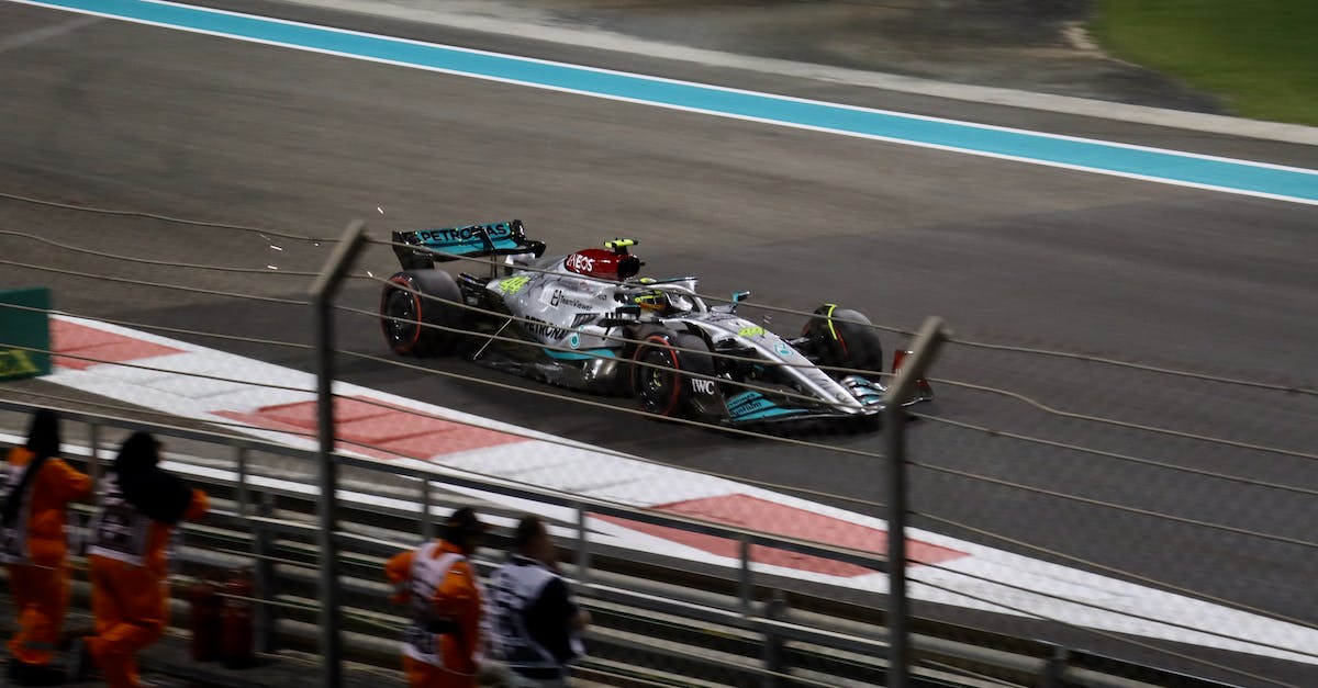 Bolidy F1 a technologia kompozytów w konstrukcji