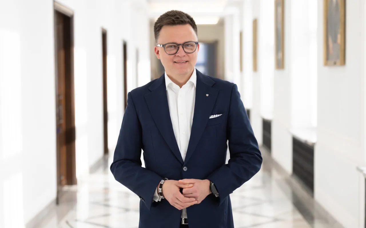 Kim jest Szymon Hołownia? Jego wpływ na Polskę i politykę