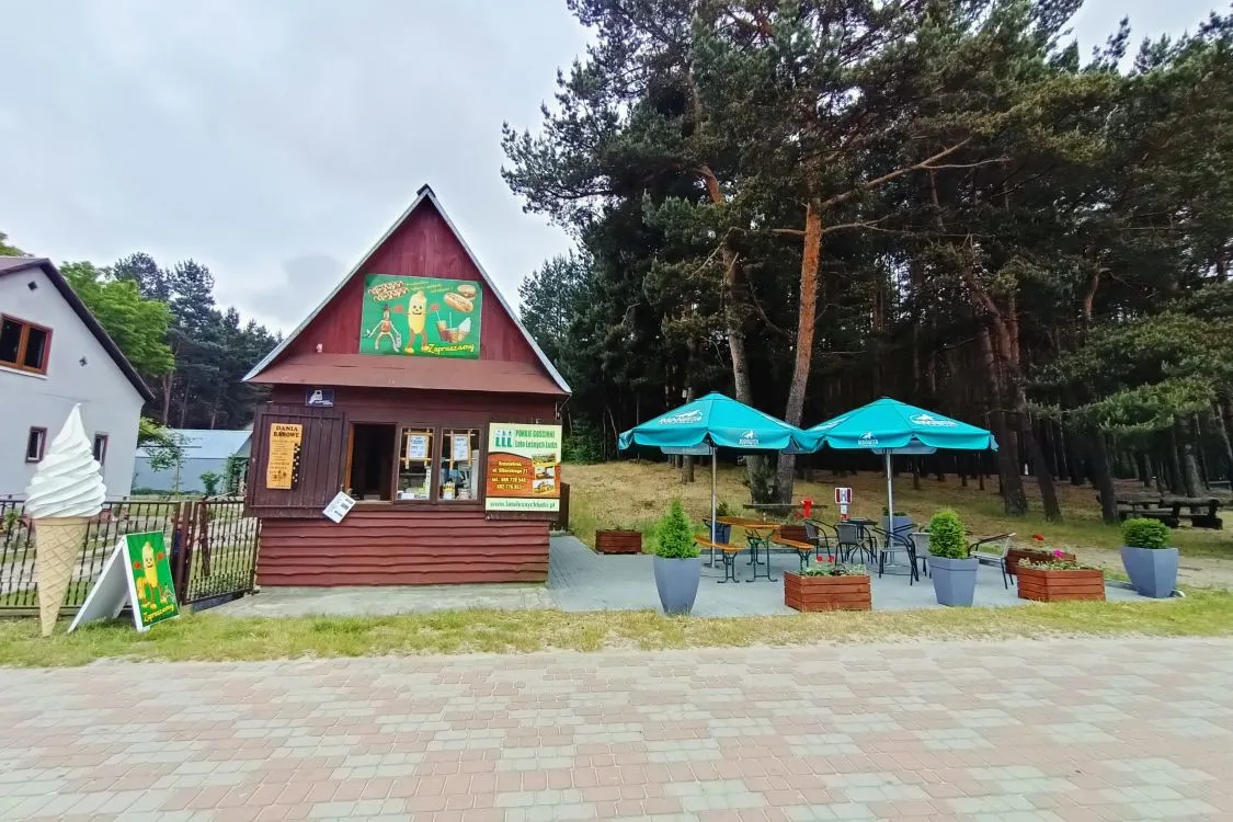 Gdzie zjeść w Krasnobrodzie? Odkryj najlepsze lokale gastronomiczne