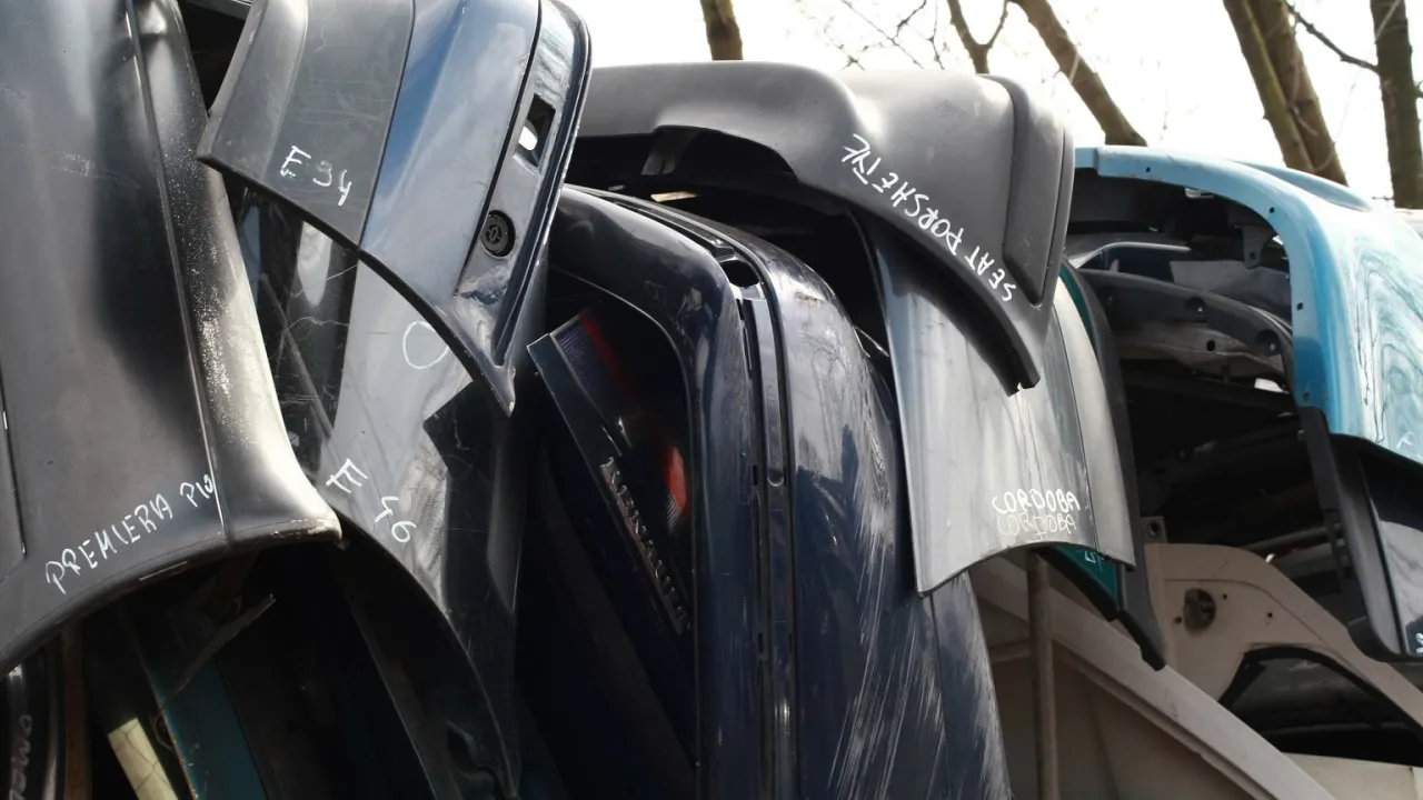 Gdzie wyrzucić części samochodowe, aby uniknąć problemów z utylizacją? Gdzie wyrzucić części samochodowe, aby uniknąć problemów z utylizacją?