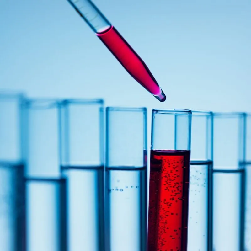 Kiedy wykonać badanie kreatyniny przed tomografią? Uniknij ryzyka dla nerek!