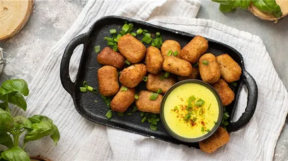 Co zrobić z gotowanego kurczaka? 10 pysznych i szybkich przepisów